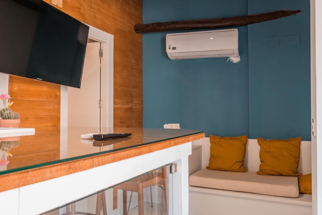 Qh Eme Suites Granada Exterior foto